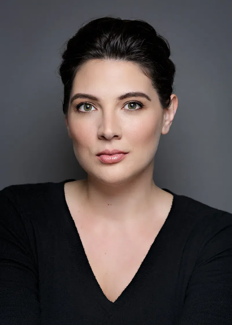 Portret autora Taylor Jenkins Reid