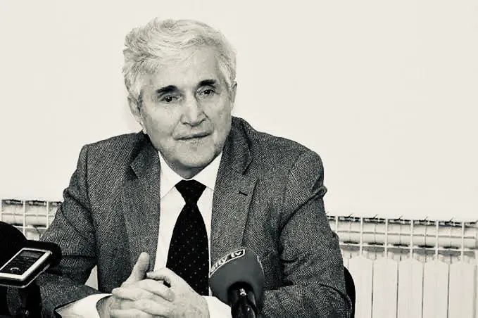 Portret autora Rusmir Mahmutčehajić