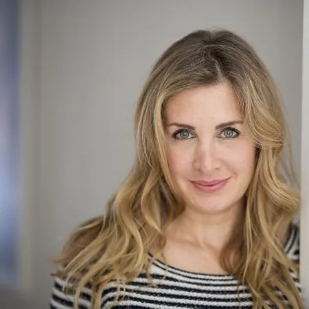 Portret autora Tanith Carey